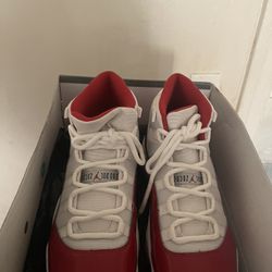 JORDAN 11 RETRO CHERRY(CLEAN!!!) 