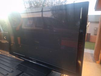 Panasonic TV 65 inches