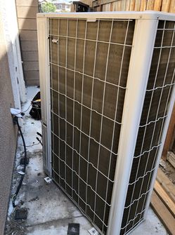 Midea Air conditioning units!!! Total of 6