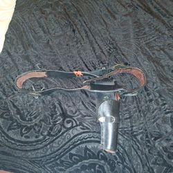 Gun Old Style Gun Holster Don't Know If Antick Or Not 
