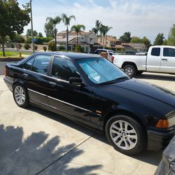 1998 BMW 318i
