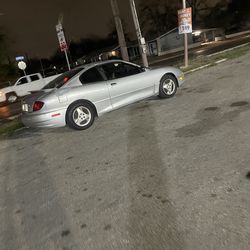 2004 Pontiac Sunfire