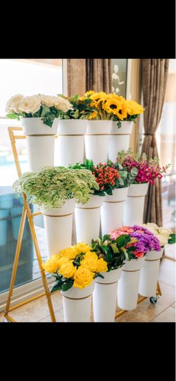 Floral bar car