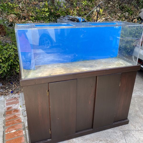 60 Gallon Acrylic Fish Tank for Sale in Walnut, CA - OfferUp