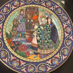 Decorative Porcelain Plate 