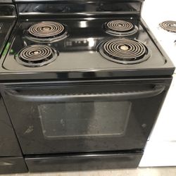 Black Coil Top Electric Stove E ON 