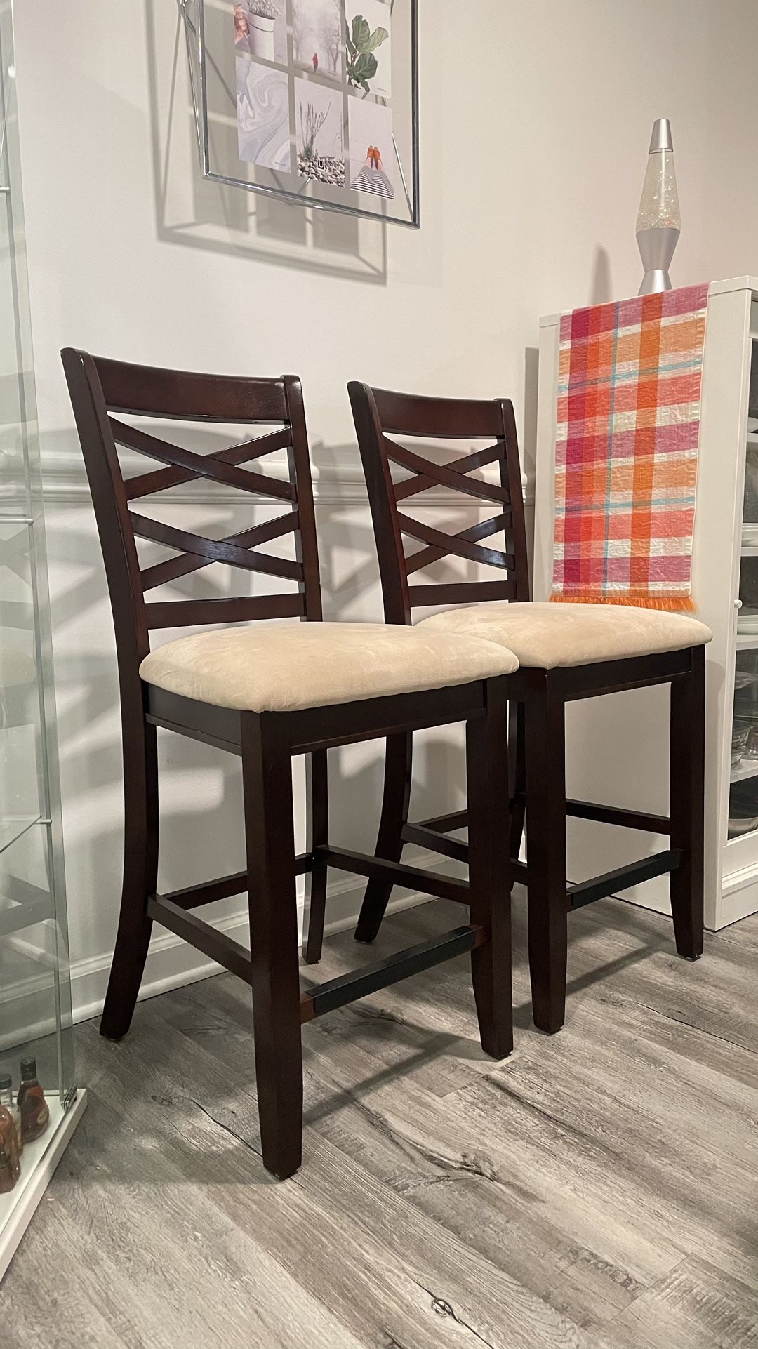 Bar high chairs stools