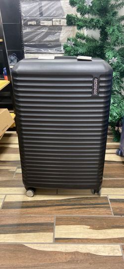 American Tourister Hard Shell Spinner Luggage
