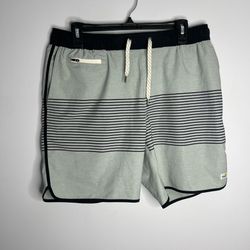 Vuori Banks Shorts 7” Mens Large Green V330