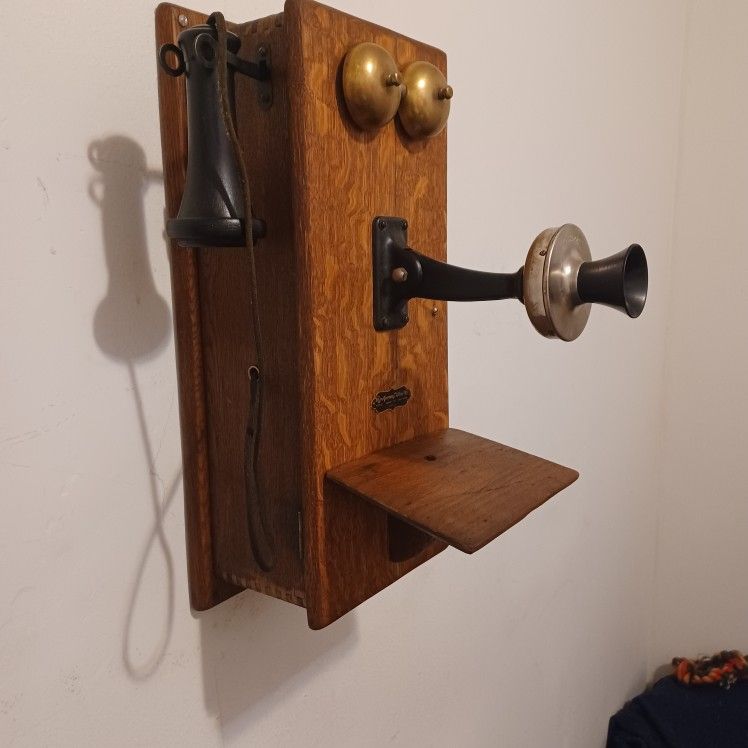 1907 Decorative Antique Wooden Wall Phone ( NON -FUNCTIONAL)