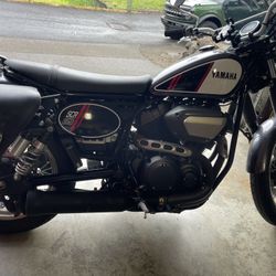 2017 Yamaha SCR950 Scrambler-Lots Of Extras 
