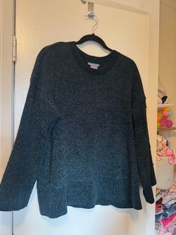 Forest green sweater
