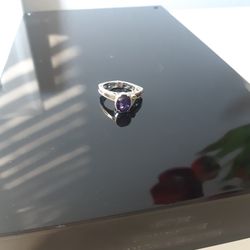 925 STERLING SILVER ABSTRACT RING WITH A REAL AMETHYST AND PERIDOT STONES, SIZE 7