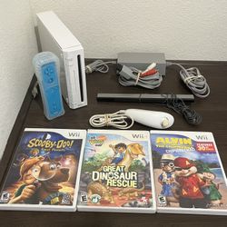Wii Video Game Bundle