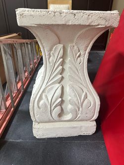 Stone Pedestals - Ivory