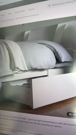 Queen sized bed with mattress