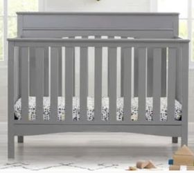 Brand New In Box - Delta Children Skylar Convertible Crib
