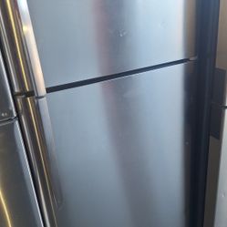 APARTMENT REFRIGERATOR (DELIVERED)
