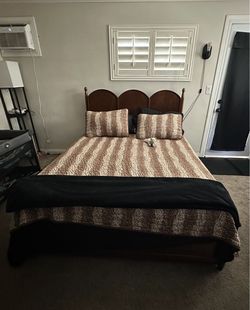 Queen Size Platform Bed