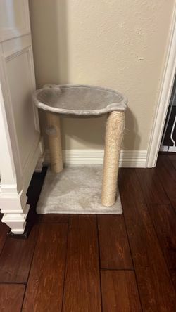 Small cat tower/cat sleeper