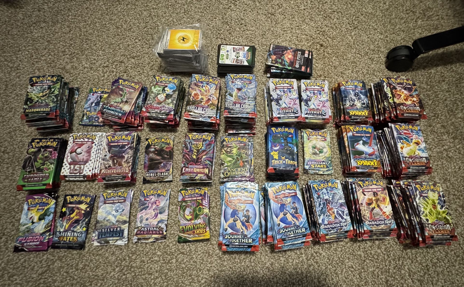 300+ Pokemon TCG Card Packs
