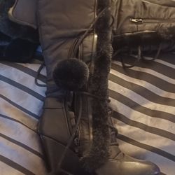 Black  Boots With Fur