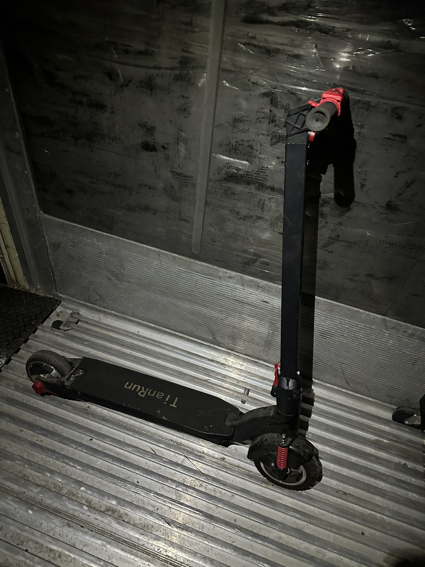 Electric Scooter π΄ Ready to Ride No Charger