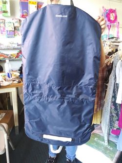 Sky hangerby degeler caor Marine