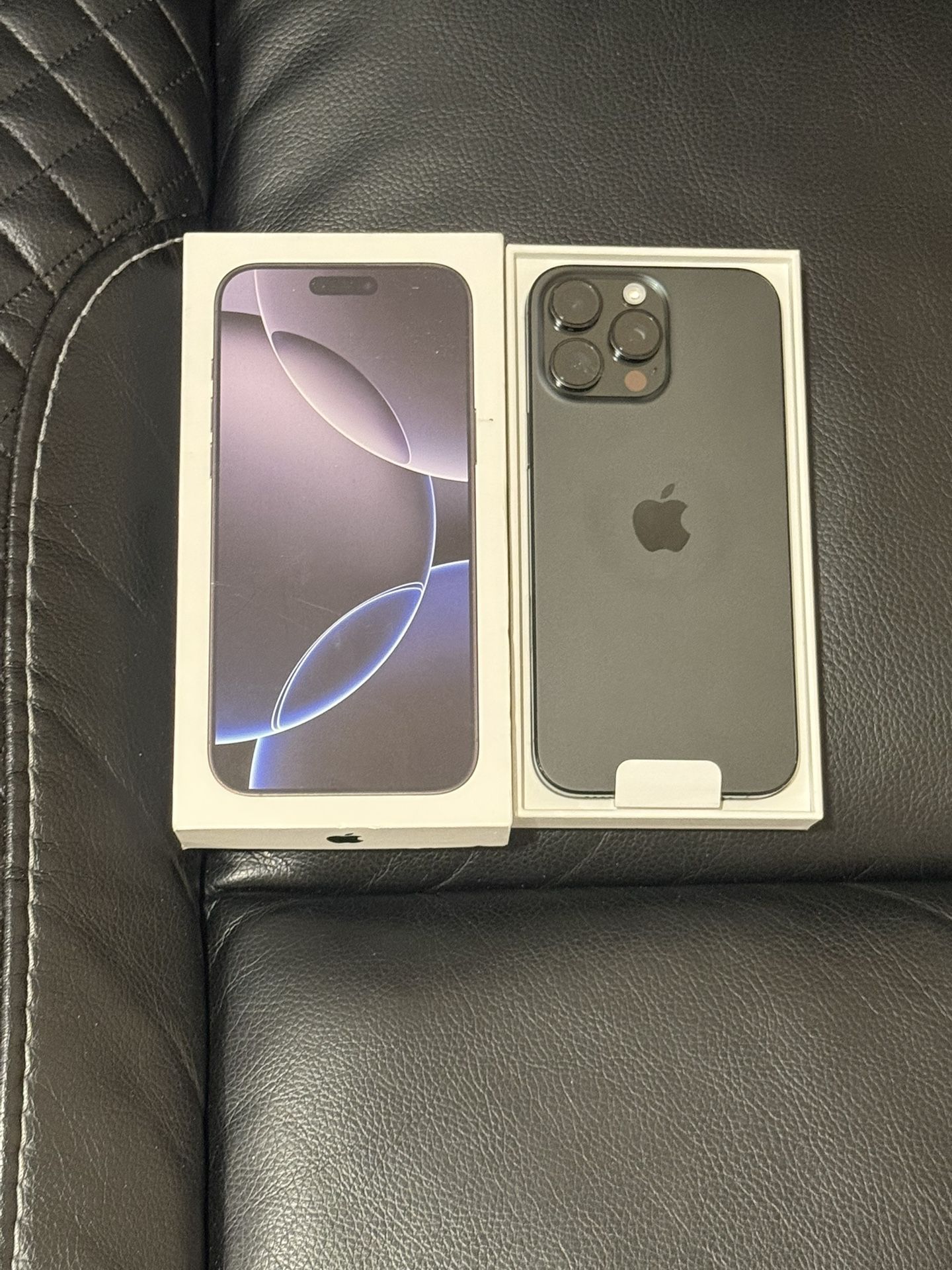 iPhone 16 Pro Max Black Titanium 256GB