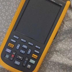 Fluke 125b Industrial Scopemeter