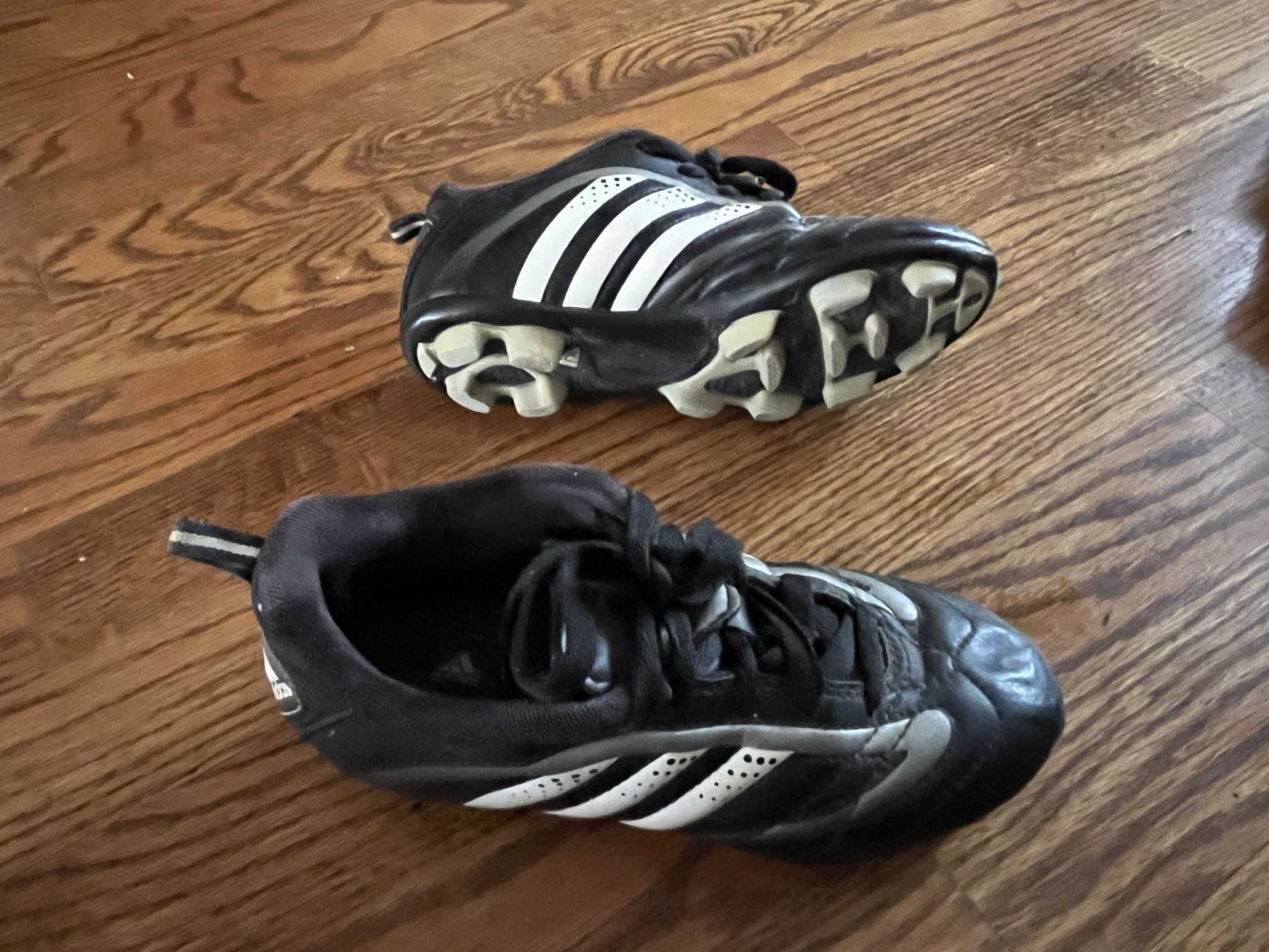 Adidas Kids Soccer Cleats / Soccer Shoes - Size 13