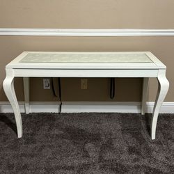 Beautiful White Table 