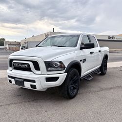 2021 Ram 1500 Crew Cab Laramie Classics Pickup 4D 6 1/3 Ft AWD