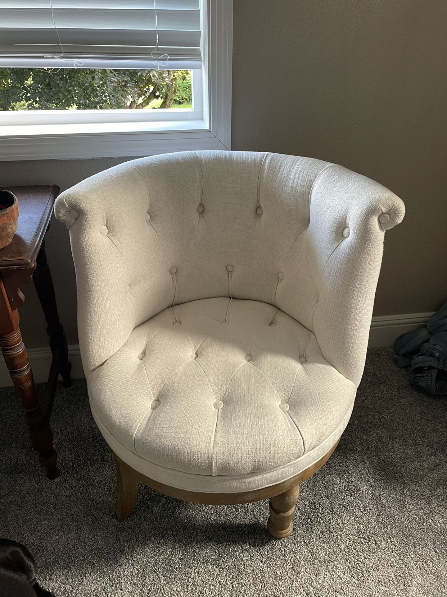 Tommy hilfiger swivel barrel chair deals