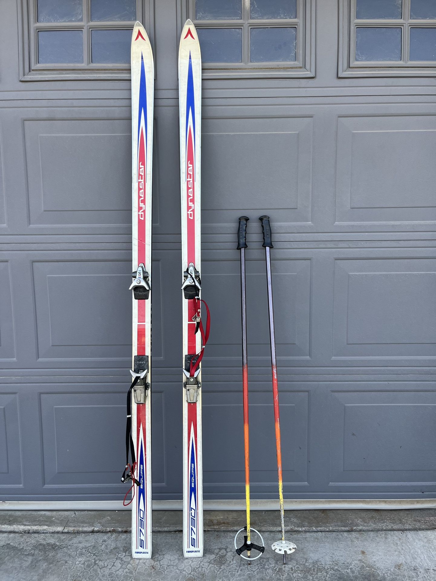 Ski Set With Poles