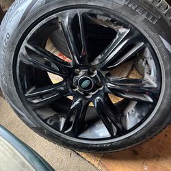 Range Rover Velar Wheels & Tires