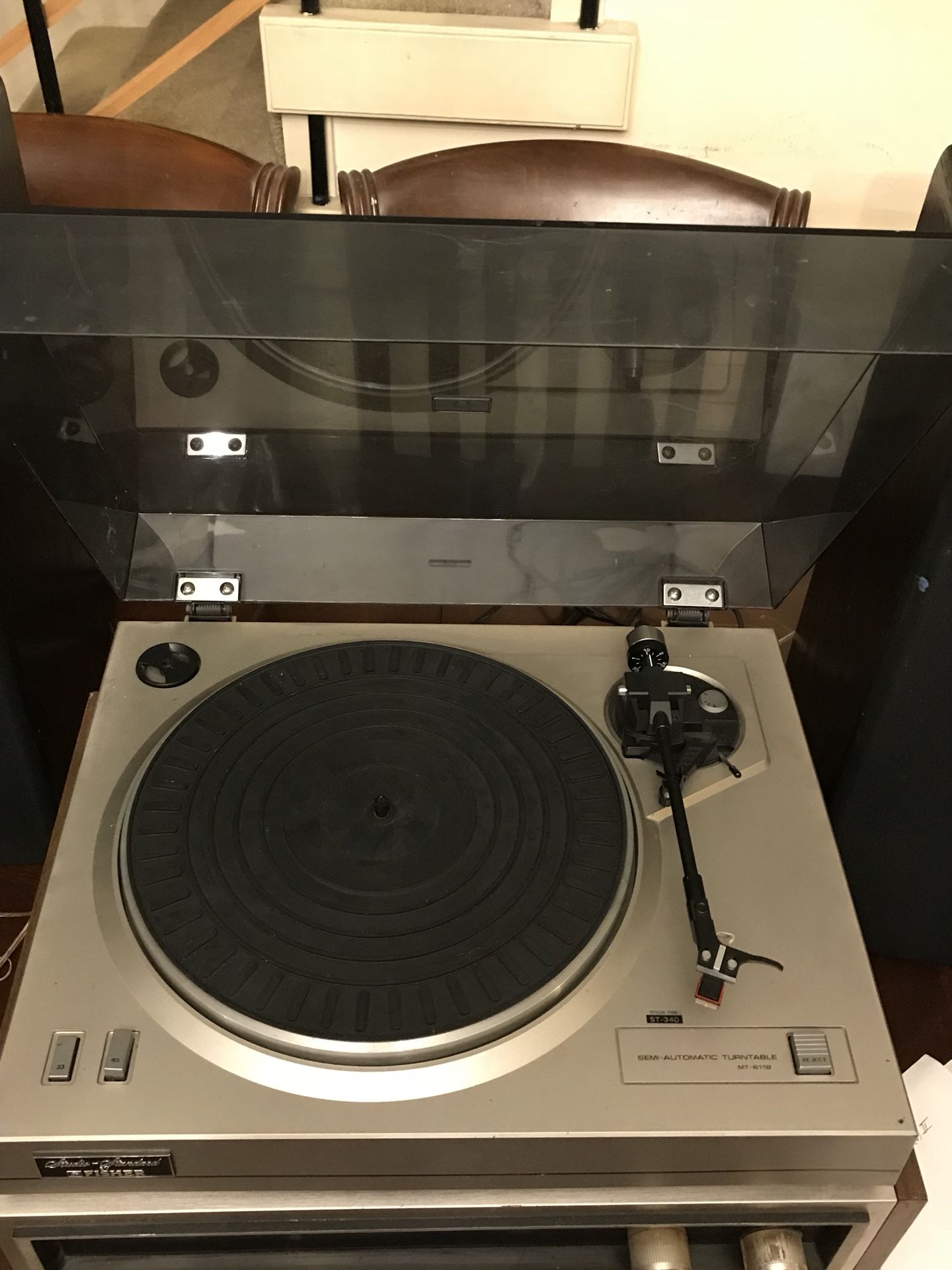 STUDIO-STANDARD BY FISHER semi-automatic turntable model: mt-6118, sounds great, can test, sounds great!