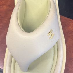 Chanel Slippers 