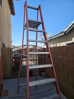 10 foot platform ladder