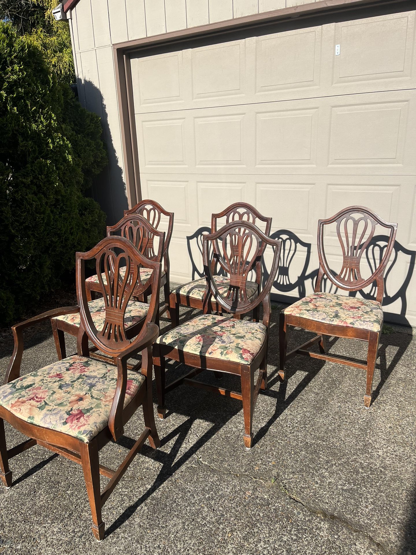 Mid-century Chippendale Style Dining Chairs6 