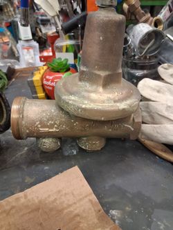 Pressure regulator 11/2