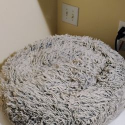 Fluffy Dog/Cat Bed
