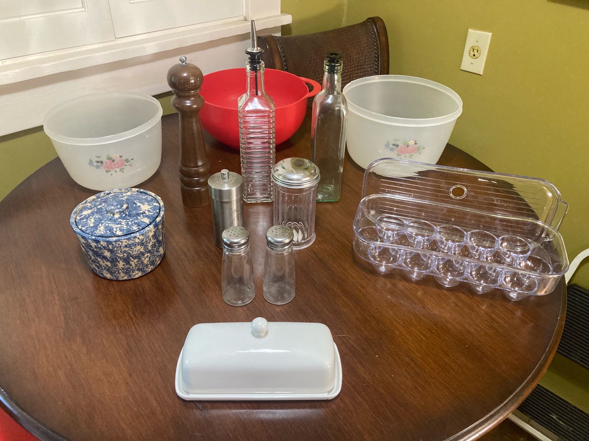 Collection of useful Kitchen Items