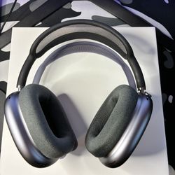 Apple AirPods Max USB-C- With ANC - Space Gray With Black Headband 