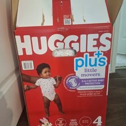 NEW Huggies Size 4 