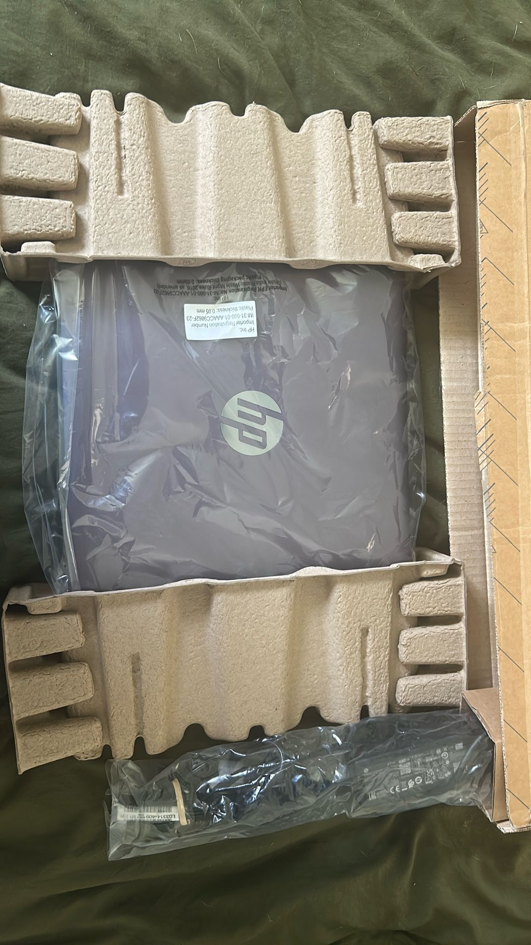 HP LAPTOP 17inch