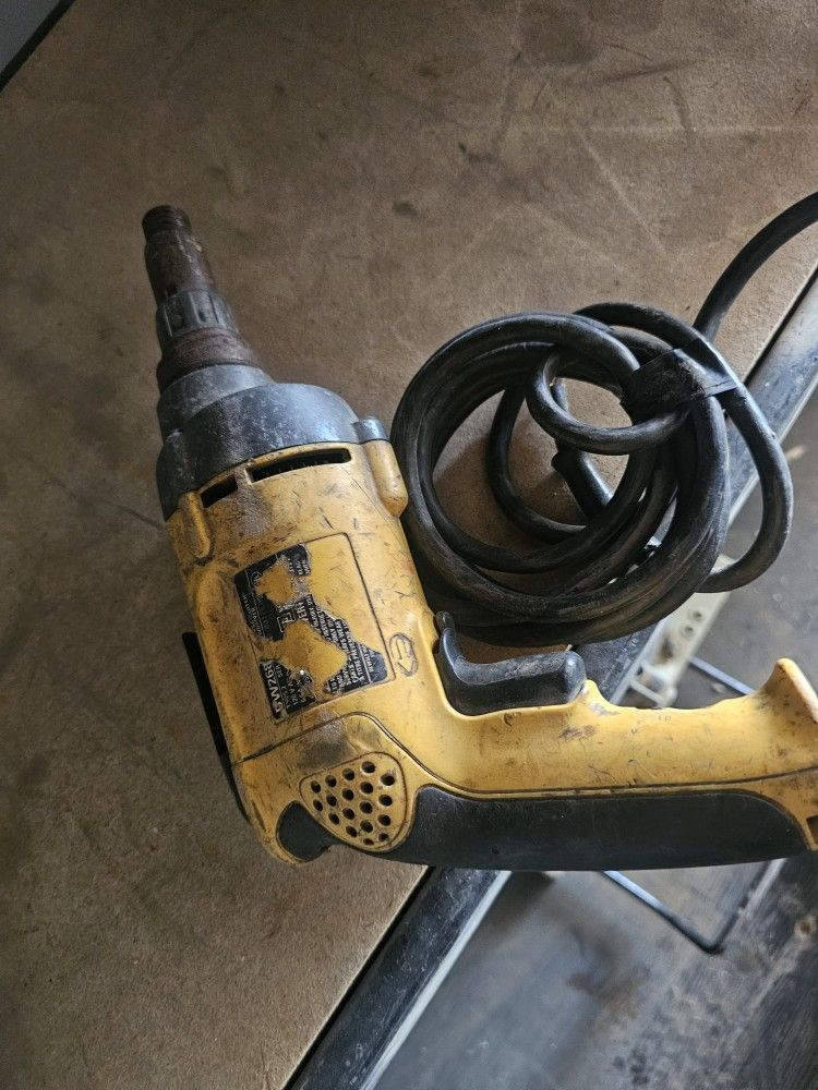 Dewalt Screw Drill