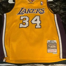 Lakers jersey youth