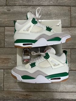 Jordan 4  SB Used Size 8