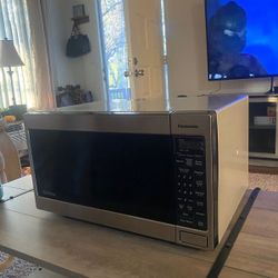 Sale Stanley Steel Microwave 